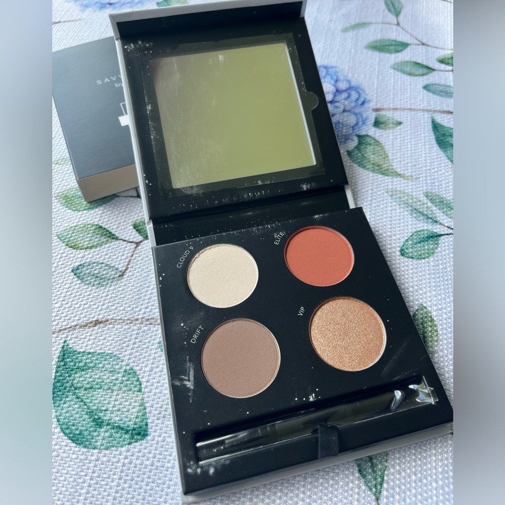 NEW Savvy Minerals by Young Living Sahara Sunset eyeshadow palette